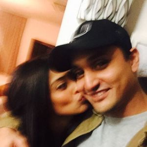 Meet your Posher, Hillary